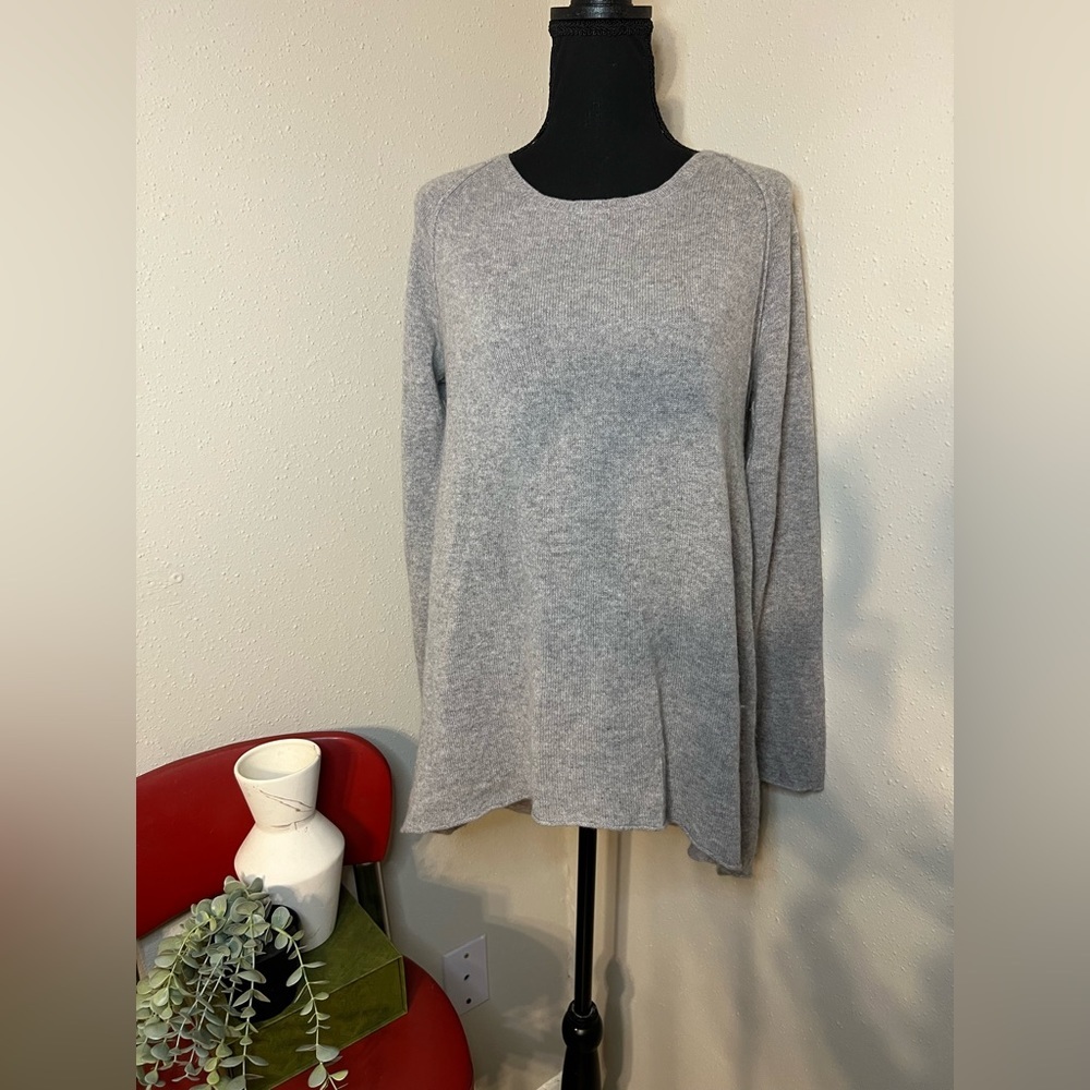 Subtle luxury Cashmere sweater
